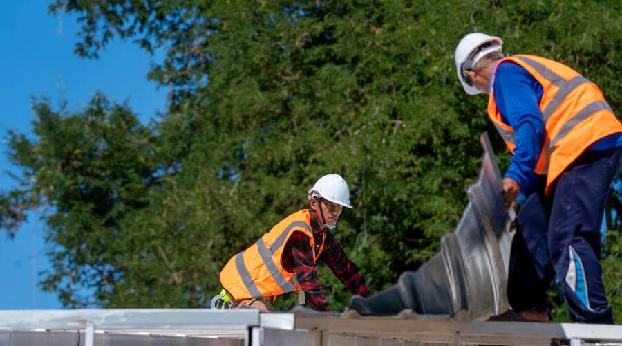 Professional Flat Roofing Installation in Nauvoo, AL
